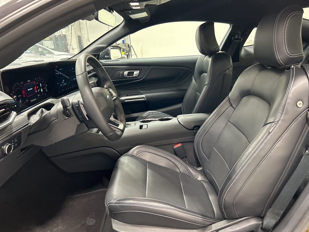 Used 2024 Ford Mustang GT Premium RWD image 10