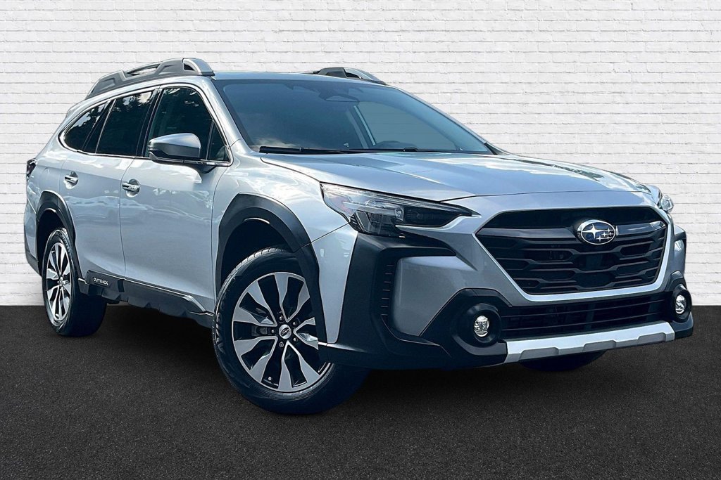 Used 2024 Subaru Outback Touring XT AWD/4WD image 3