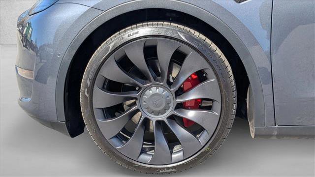 Used 2022 Tesla Model Y Performance image 30