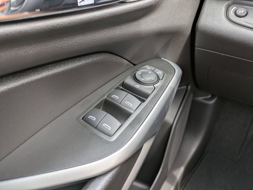 New 2026 Chevrolet Trax LS w/ Driver Confidence Package image 22