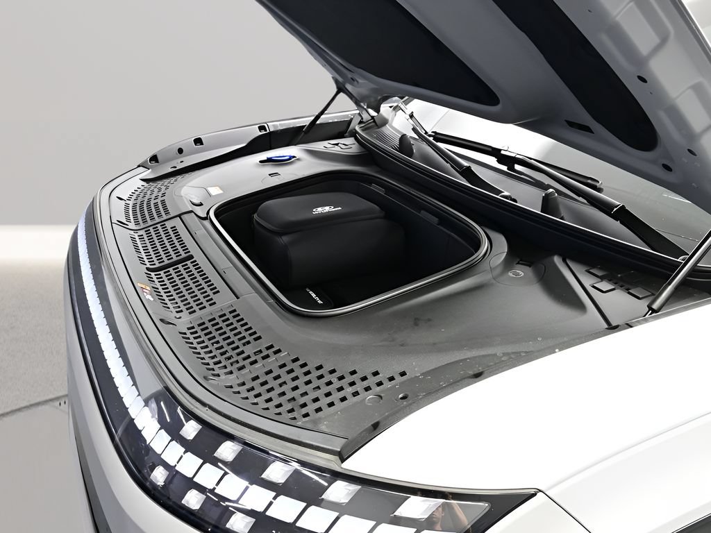 New 2026 Hyundai Ioniq 9 SE AWD/4WD image 23