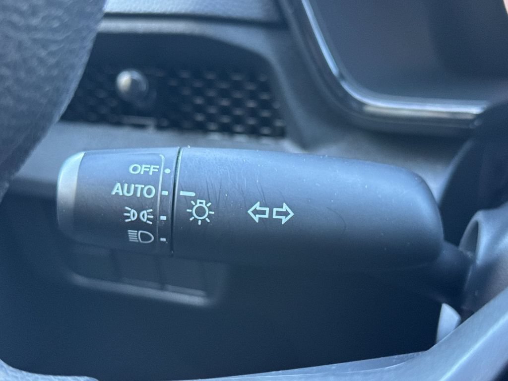 Used 2025 Honda CR-V LX image 31