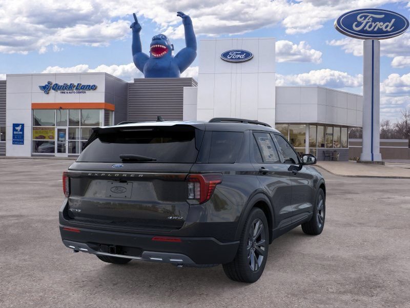 New 2026 Ford Explorer Active w/ Active Comfort Package AWD/4WD image 9