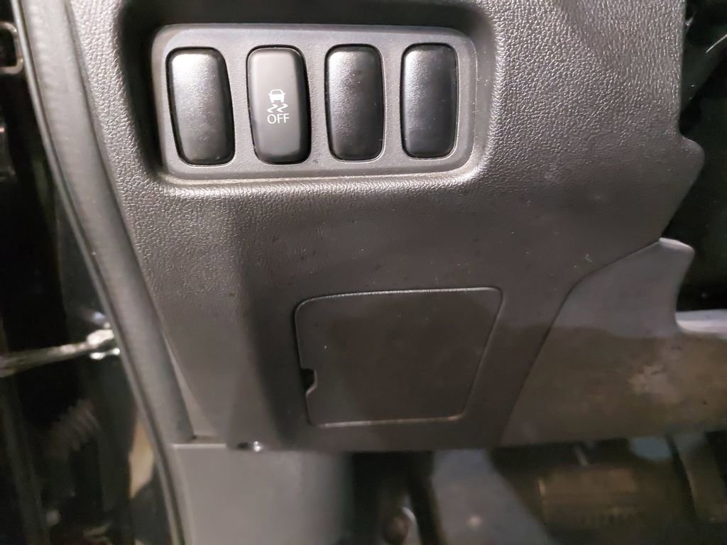 Used 2017 Mitsubishi Outlander Sport SE image 27