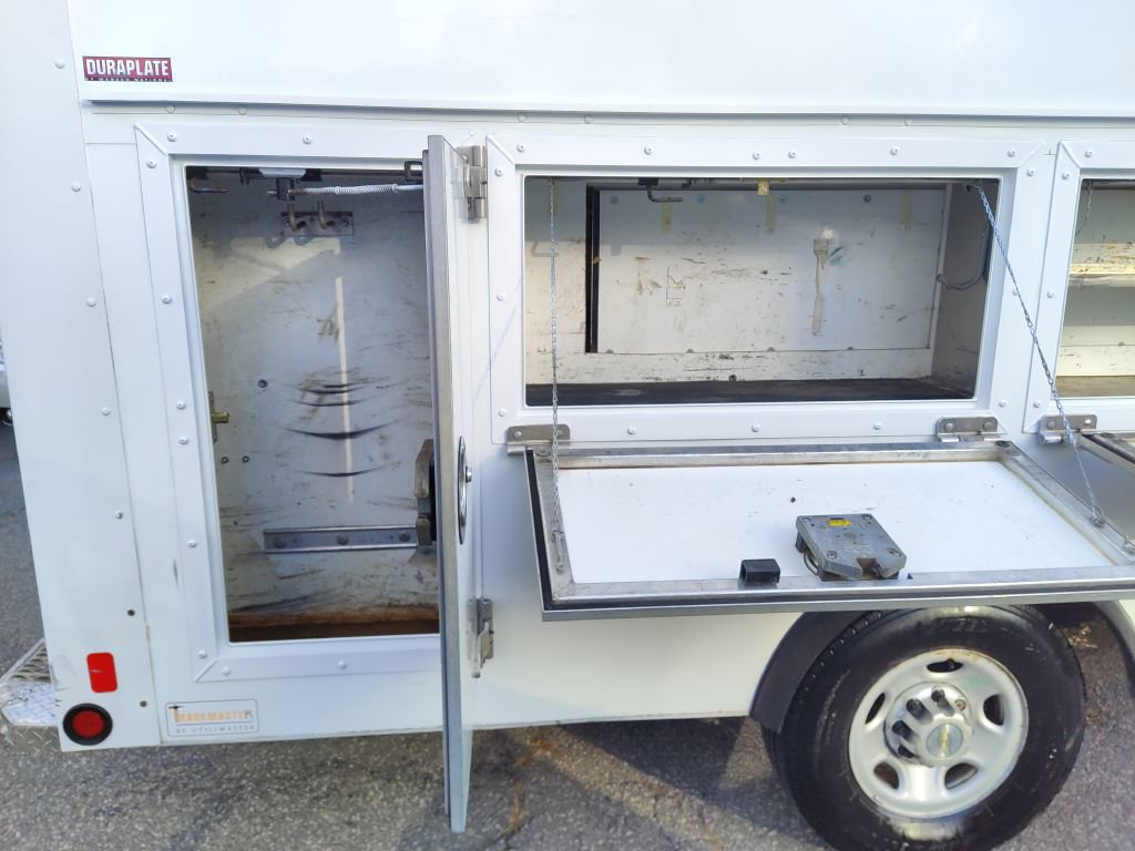 Used 2012 Chevrolet Express 3500 image 19