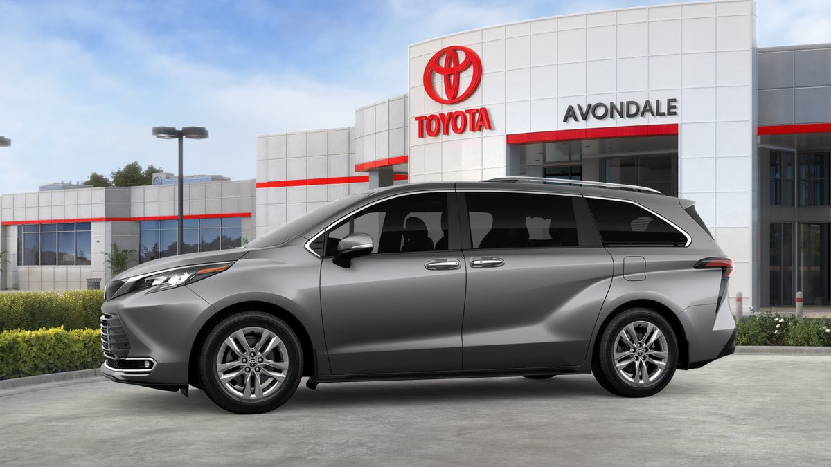 New 2026 Toyota Sienna Limited FWD image 3