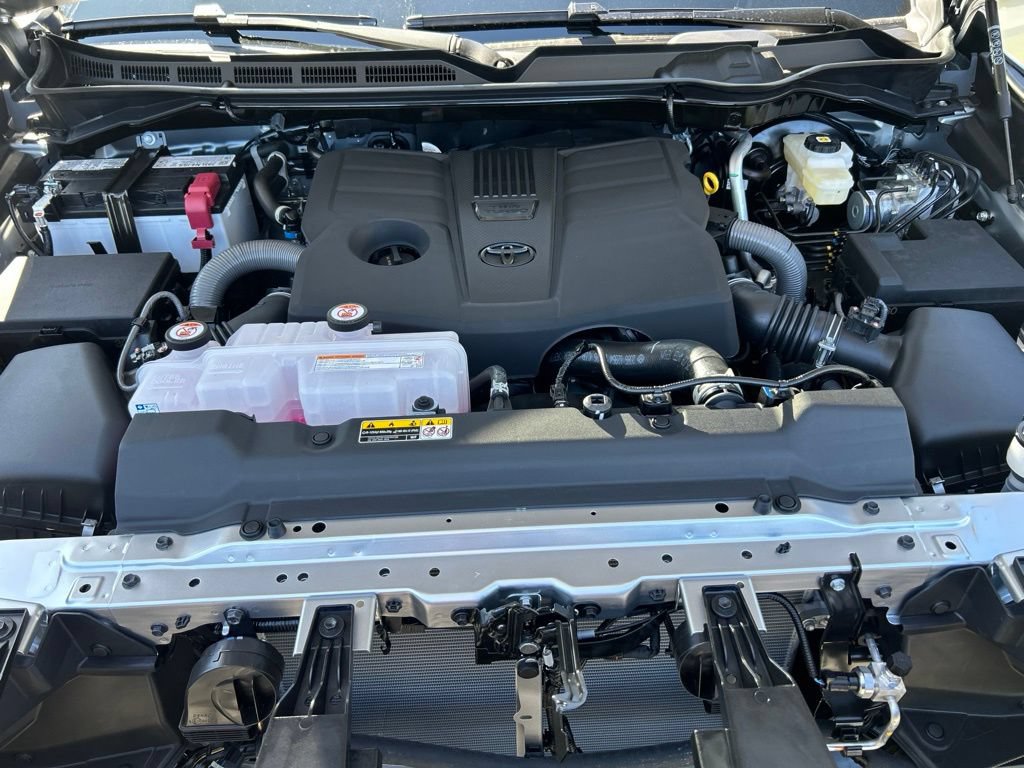 New 2026 Toyota Tundra SR AWD/4WD image 25