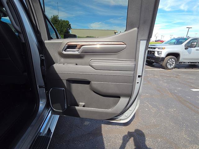 Used 2026 GMC Sierra 1500 SLT w/ SLT Premium Package AWD/4WD image 12