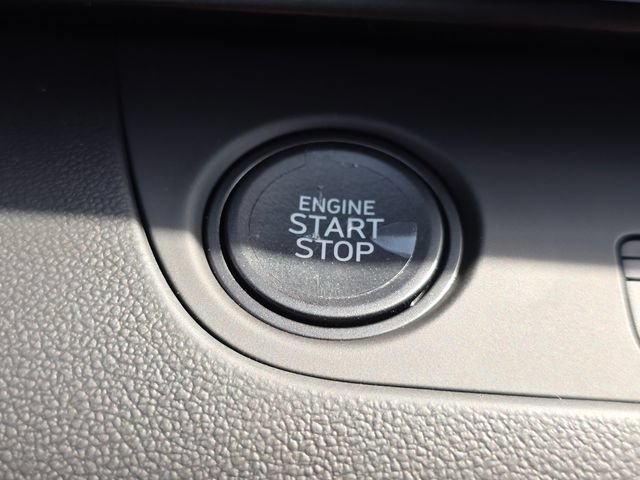 New 2026 Hyundai Elantra SEL FWD image 28