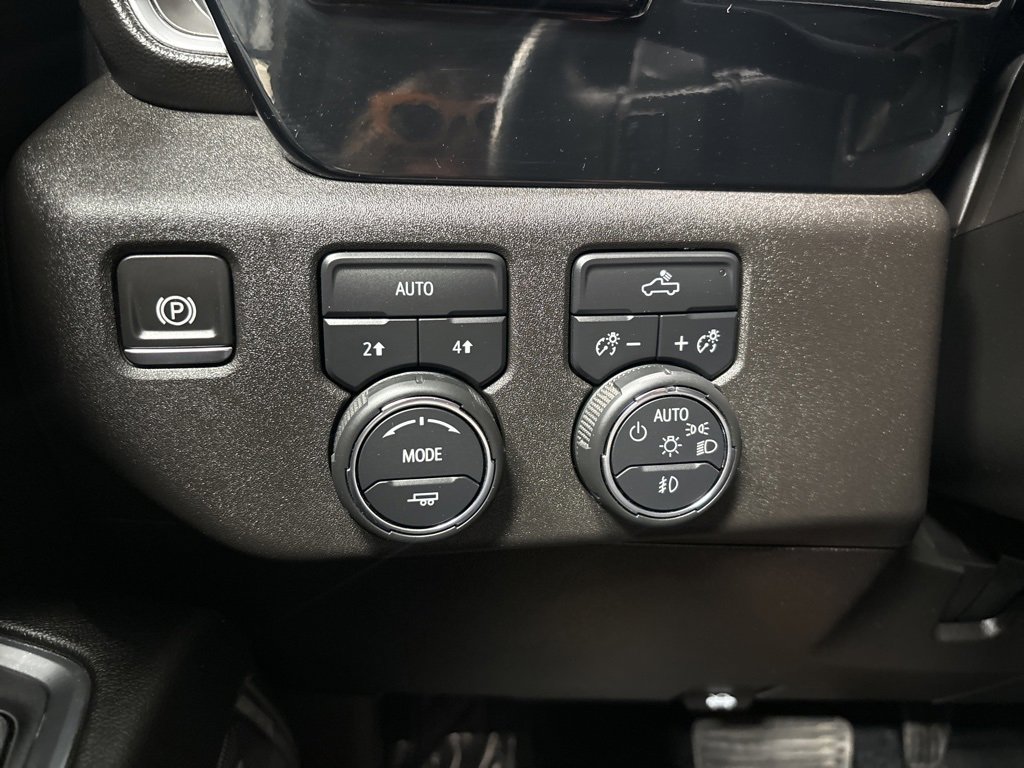 Used 2024 Chevrolet Silverado 1500 RST image 45