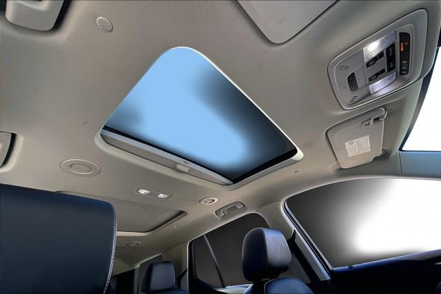 Used 2020 Chevrolet Traverse Premier w/ Redline Edition image 20