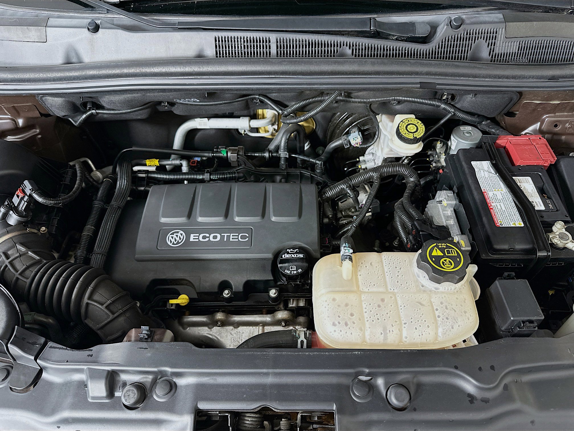 Used 2015 Buick Encore Premium image 31