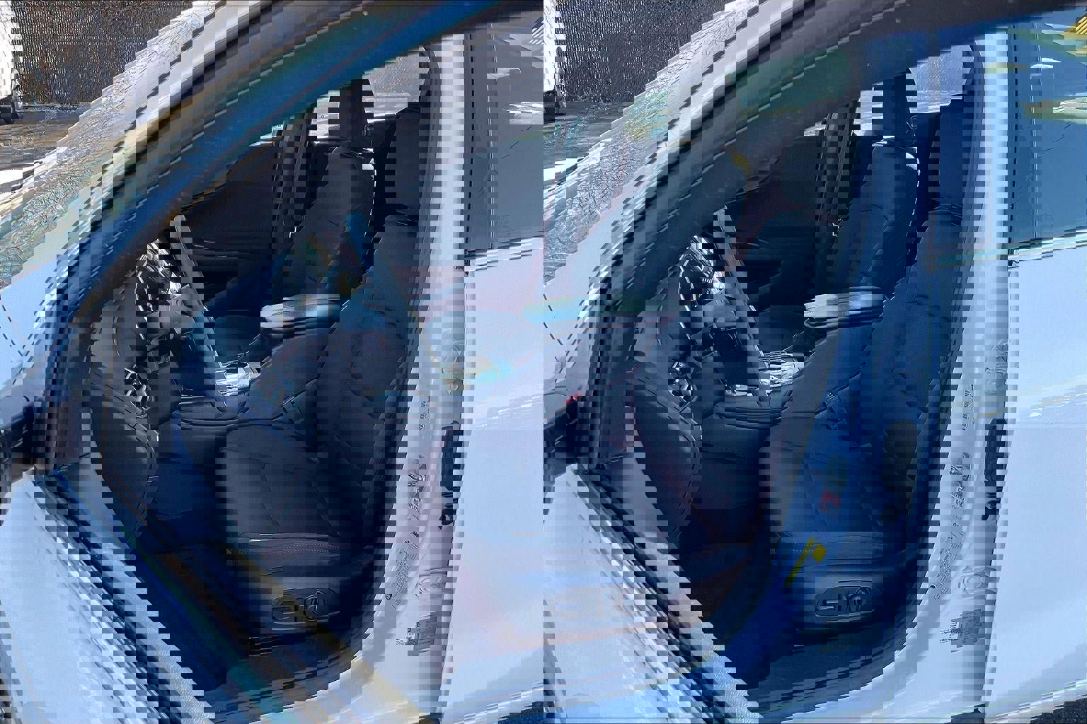 Used 2018 Chevrolet Malibu LT image 23