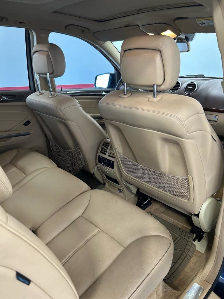 Used 2012 Mercedes-Benz GL 450 4MATIC image 17