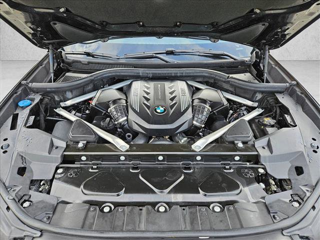 Used 2022 BMW X6 M50i w/ Executive Package image 24