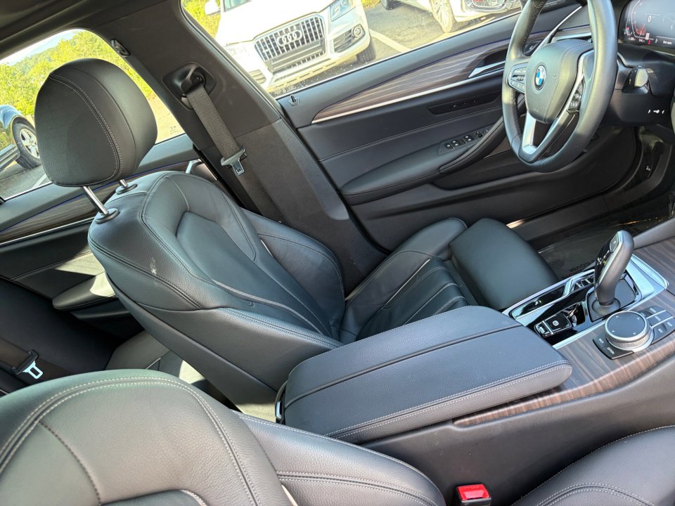 Used 2022 BMW 540i w/ Premium Package RWD image 32