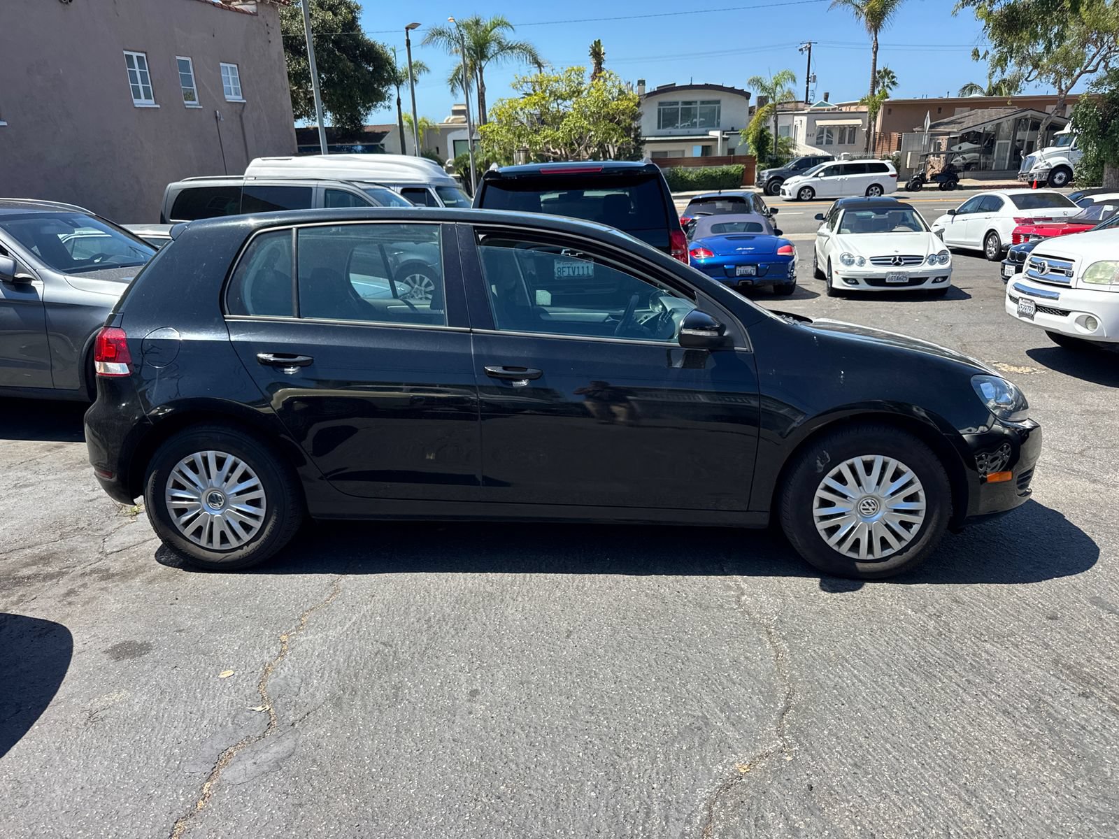 Used 2013 Volkswagen Golf 4-Door FWD image 5