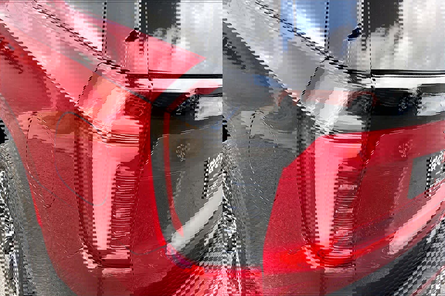 Used 2025 Chevrolet Tahoe High Country image 29