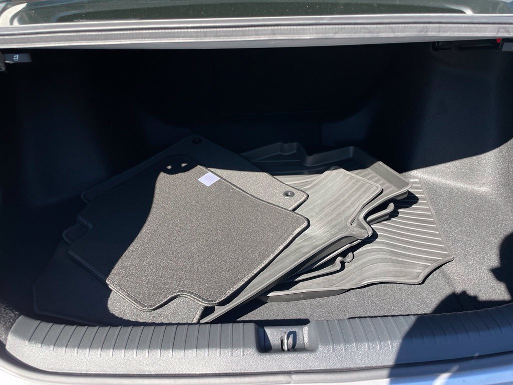 Certified 2024 Honda Accord EX image 40