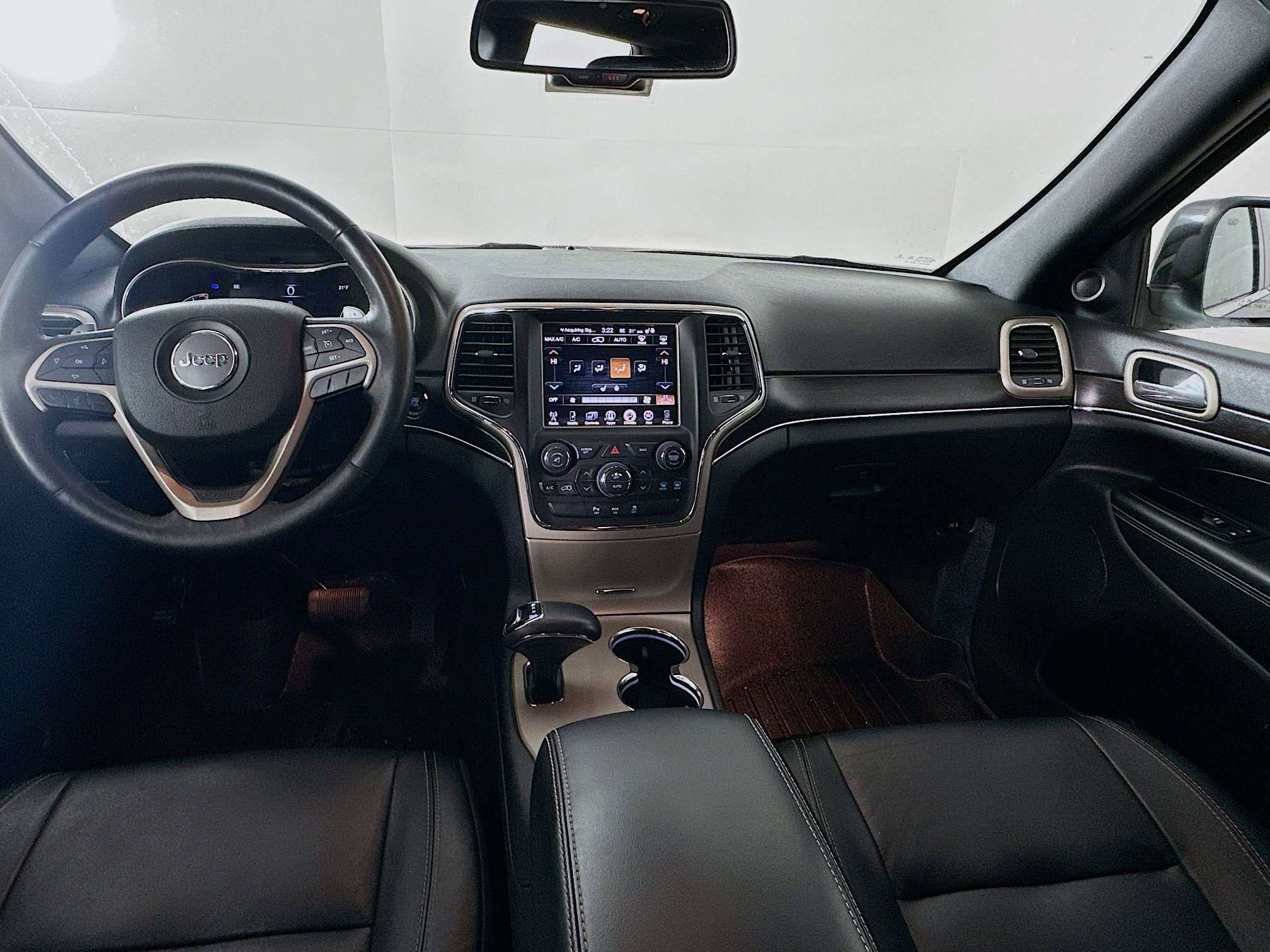 Used 2014 Jeep Grand Cherokee Limited image 25