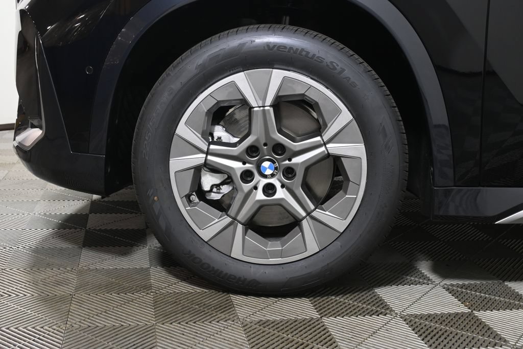 New 2026 BMW X1 xDrive28i w/ Convenience Package AWD/4WD image 12