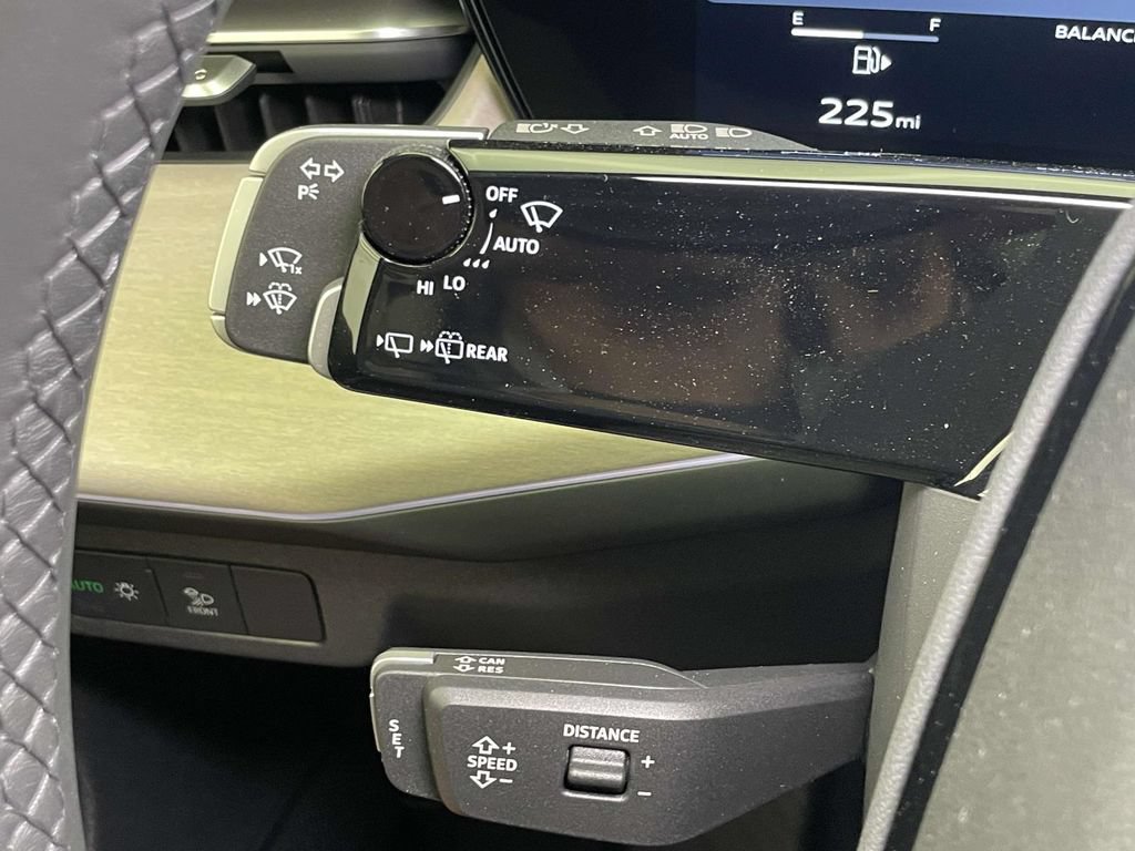 New 2026 Audi Q3 quattro 2.0T AWD/4WD image 39
