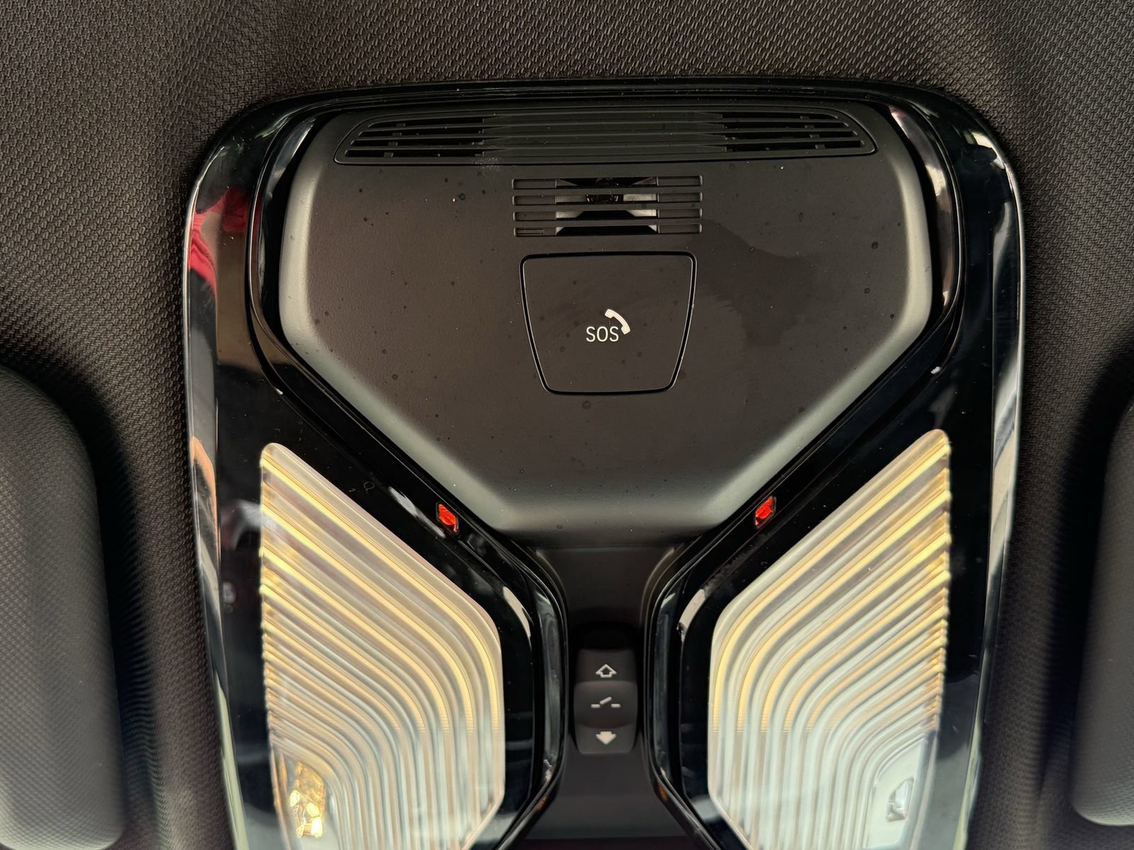 Used 2019 BMW X3 sDrive30i w/ M Sport Package 2 RWD image 10