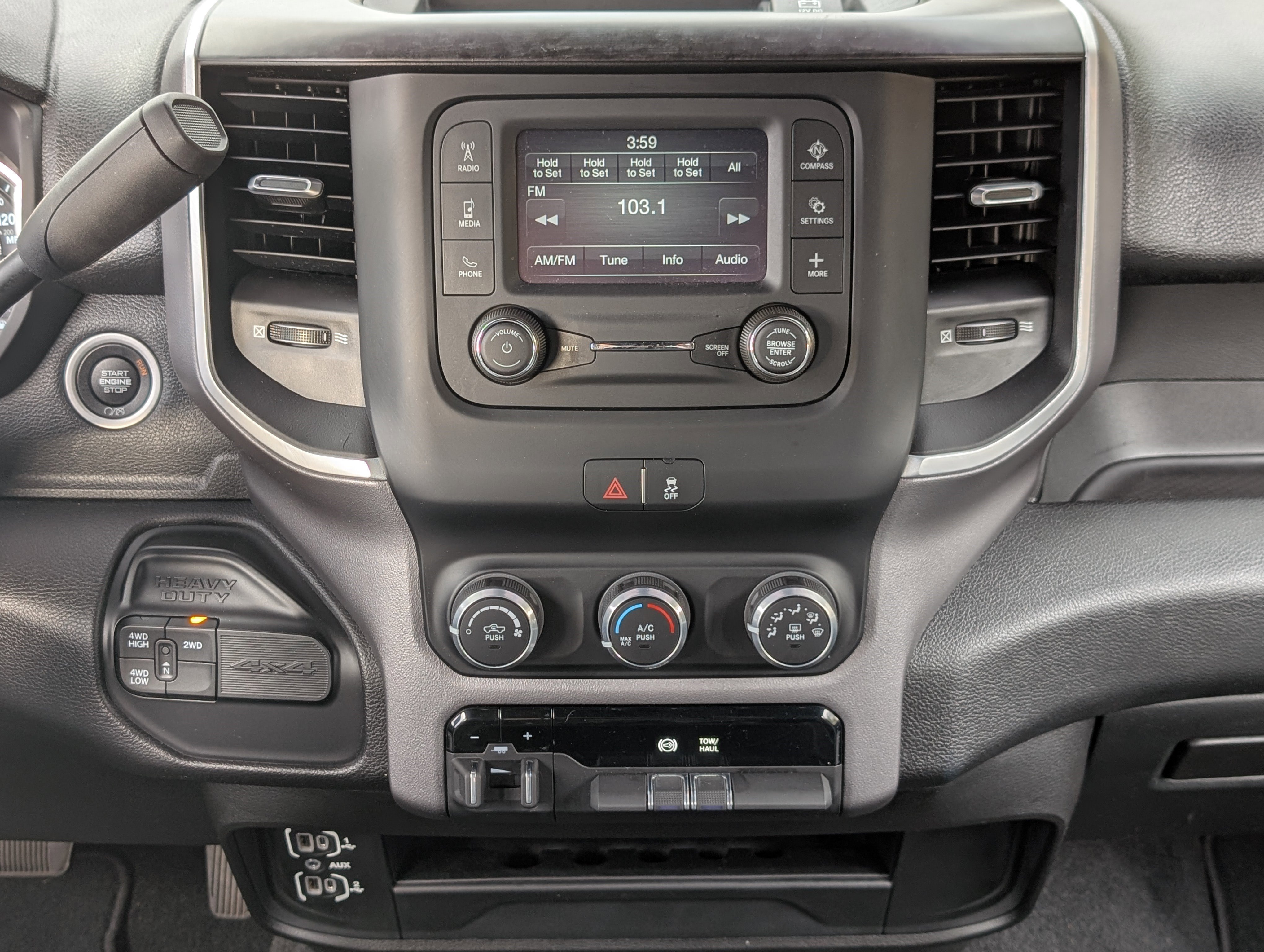 Used 2024 RAM 2500 Big Horn AWD/4WD image 24