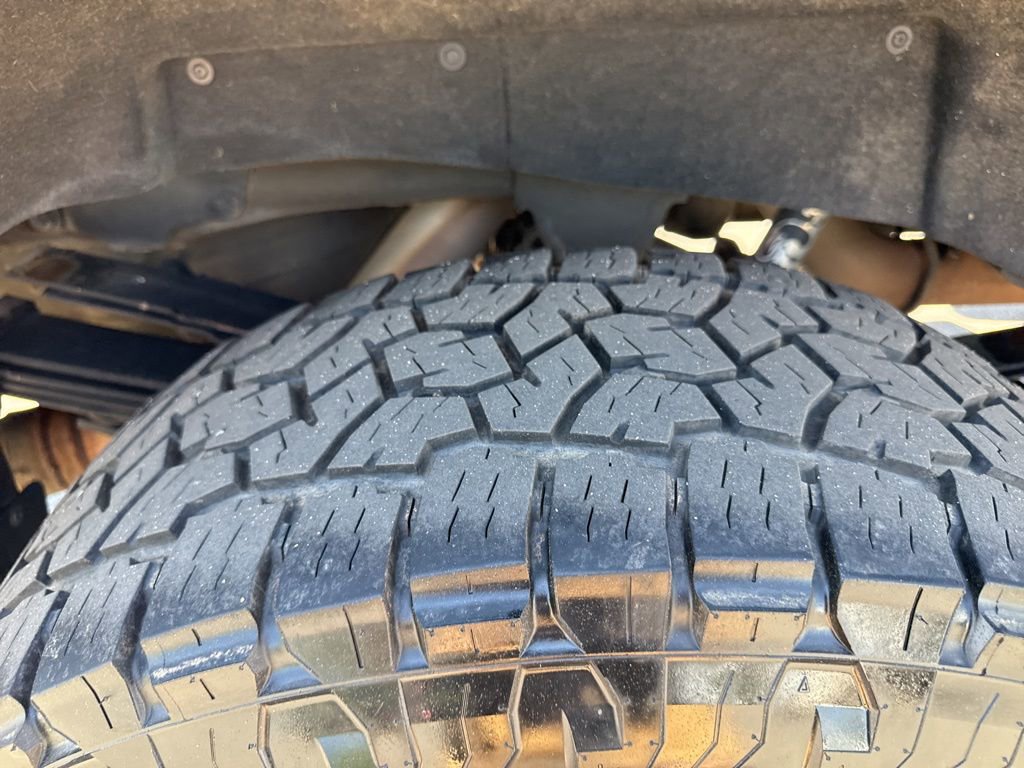 Used 2022 Chevrolet Silverado 3500 High Country w/ Z71 Off-Road Package image 36