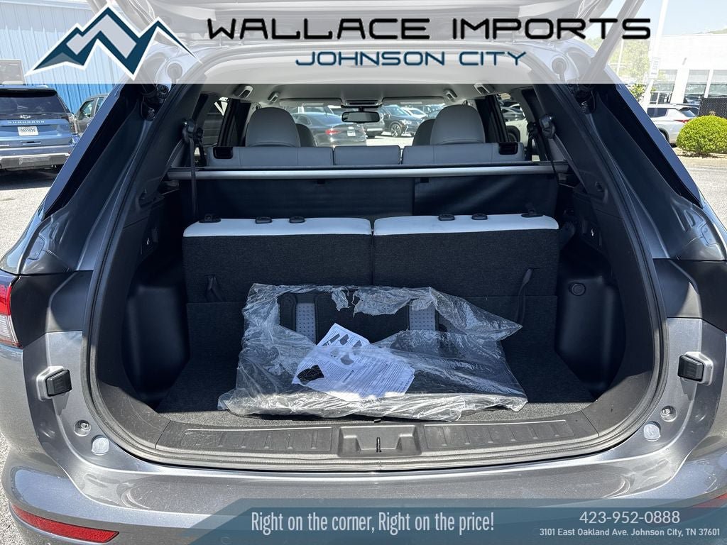 Used 2024 Mitsubishi Outlander SEL AWD/4WD image 44