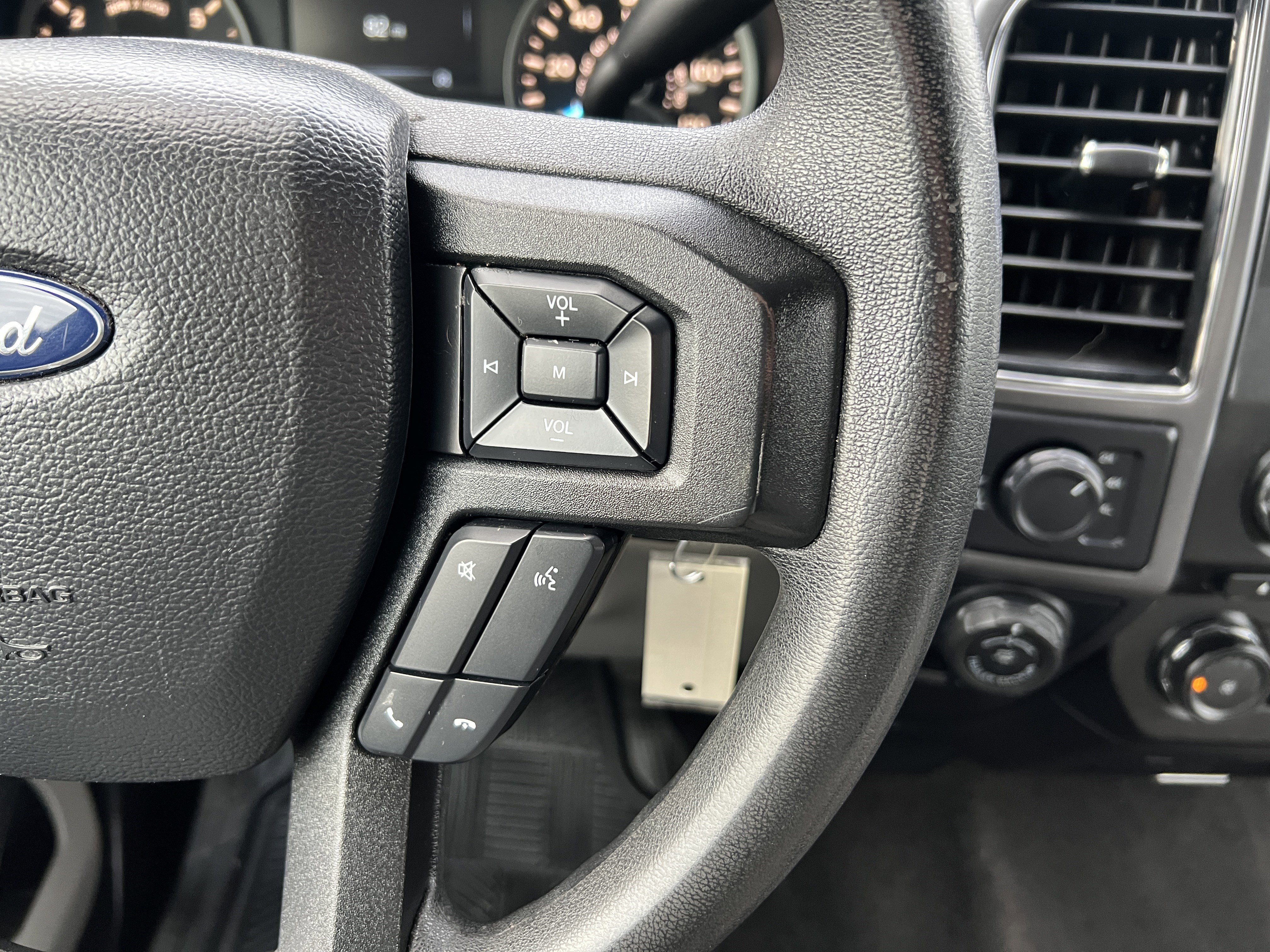 Used 2018 Ford F150 XLT w/ Max Trailer Tow Package image 24