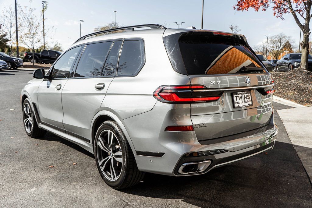 Used 2024 BMW X7 xDrive40i w/ M Sport Package image 34