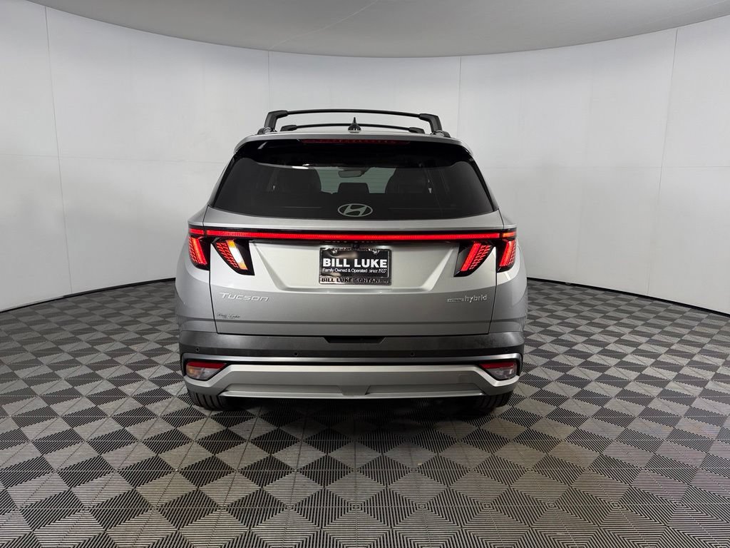 Used 2025 Hyundai Tucson Limited AWD/4WD image 9