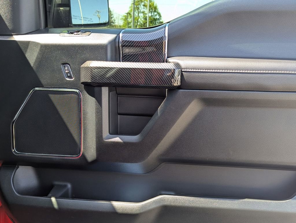 Used 2016 Ford F150 Lariat w/ Equipment Group 502A Luxury AWD/4WD image 28