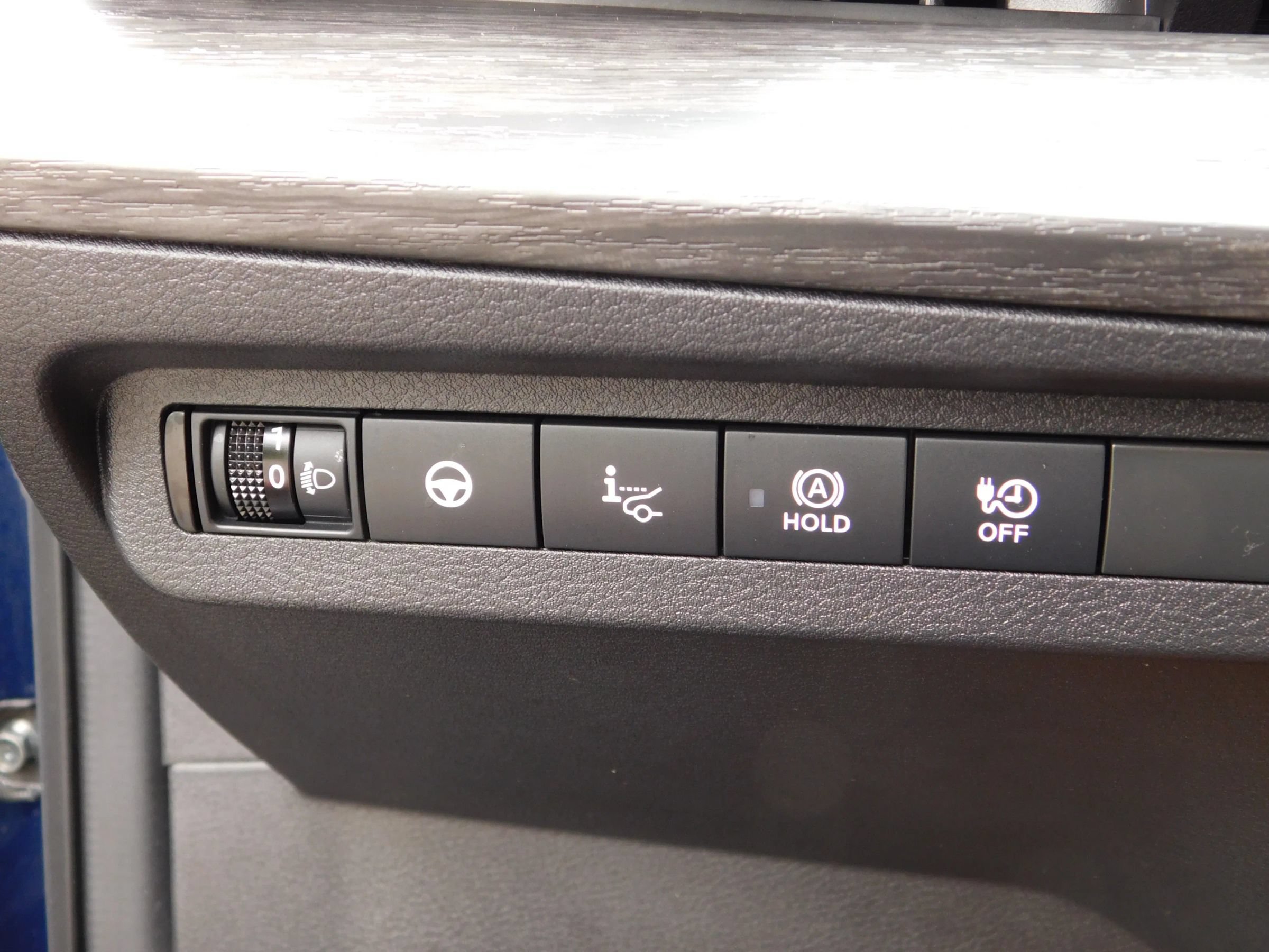 Used 2023 Nissan Ariya FWD image 27