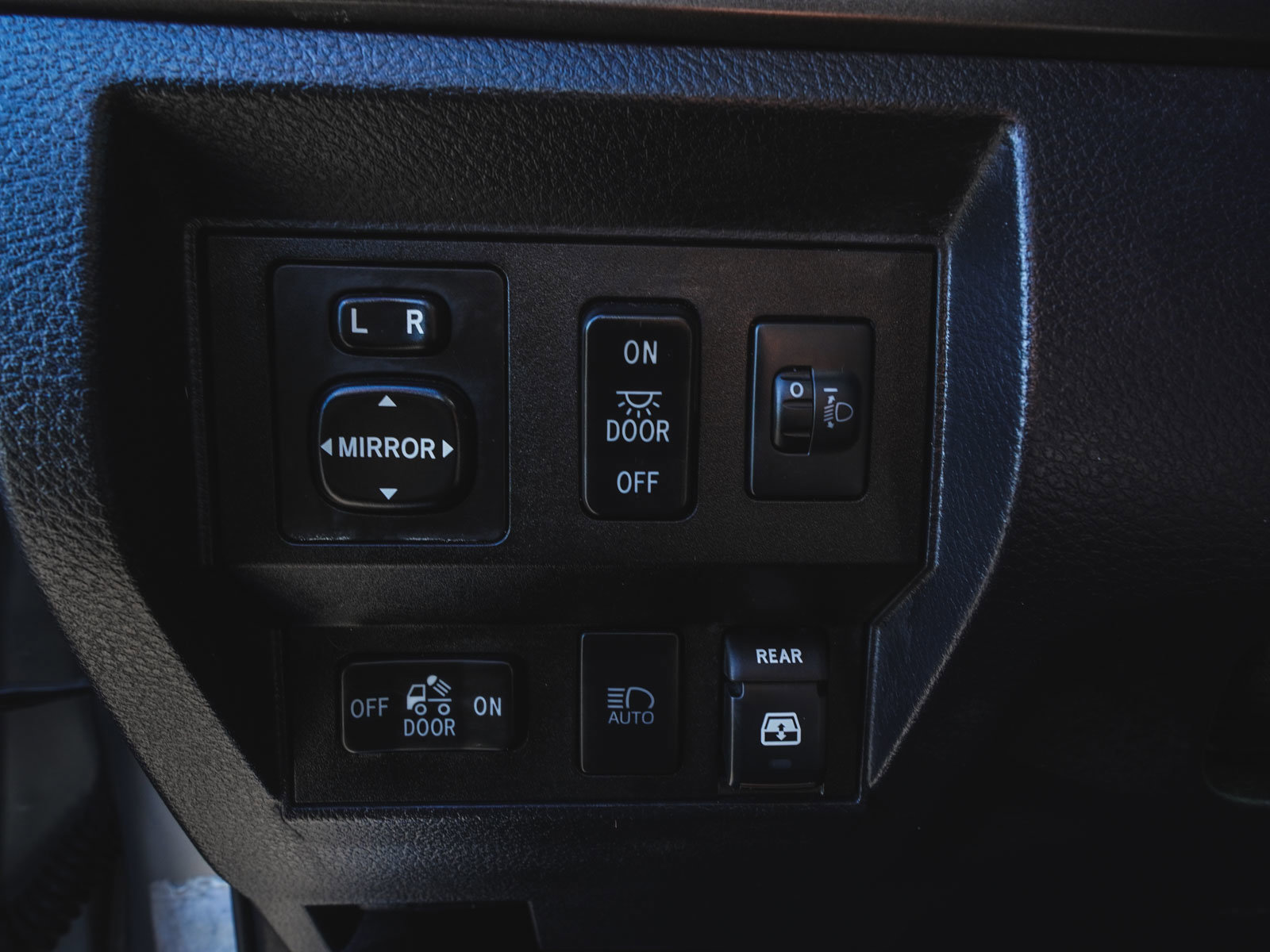 Used 2019 Toyota Tundra SR5 image 19