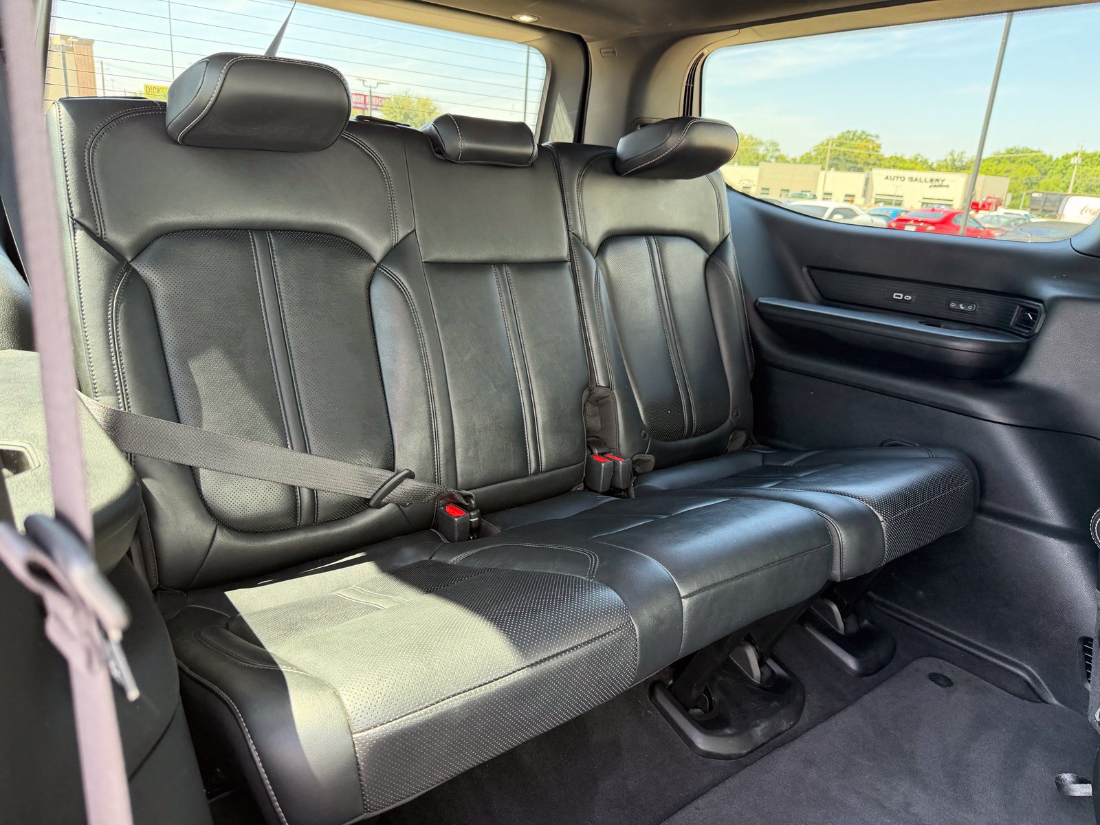 Used 2022 Jeep Wagoneer Series III w/ Premium Group I AWD/4WD image 25