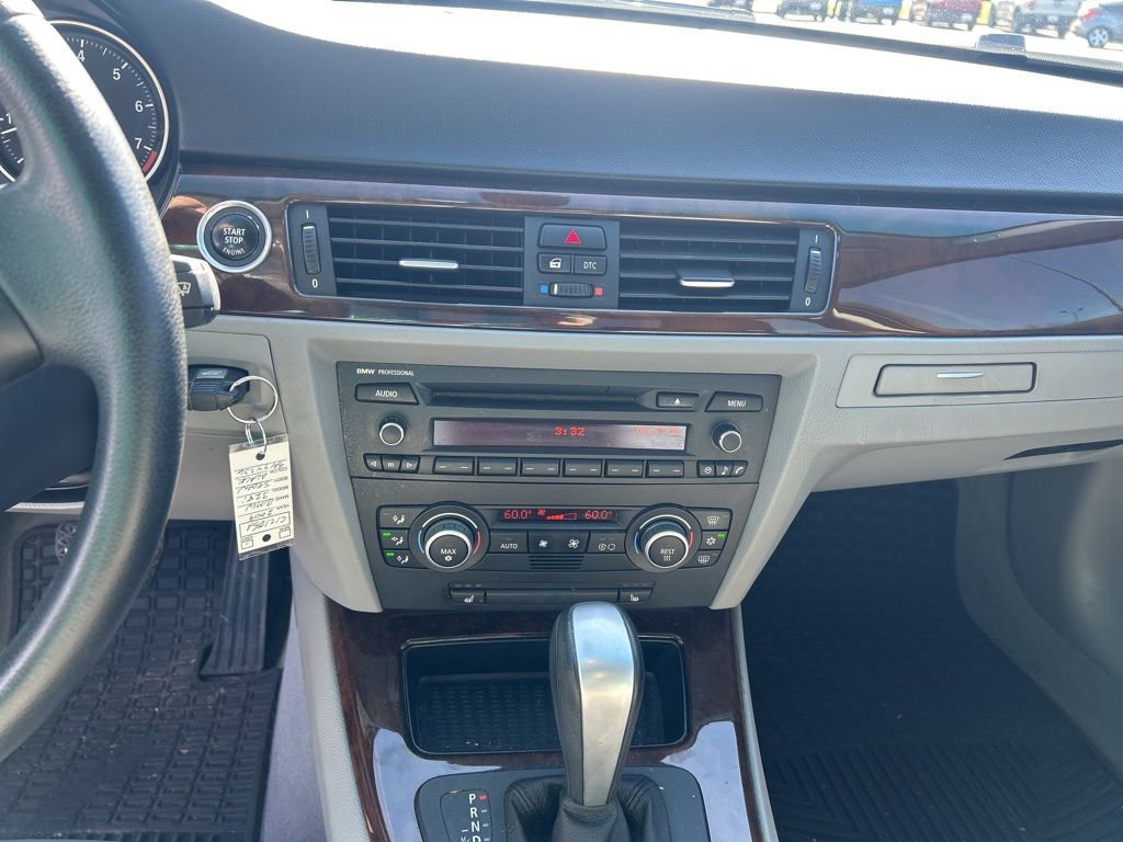Used 2009 BMW 328i Sedan image 13