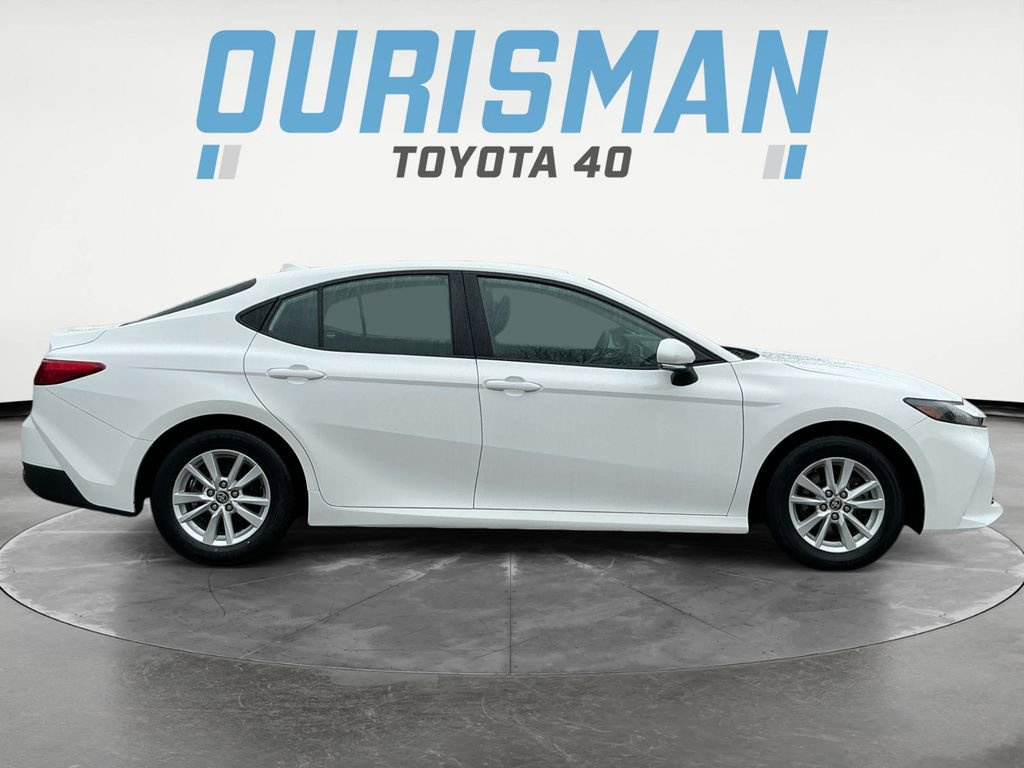 Certified 2025 Toyota Camry LE image 9