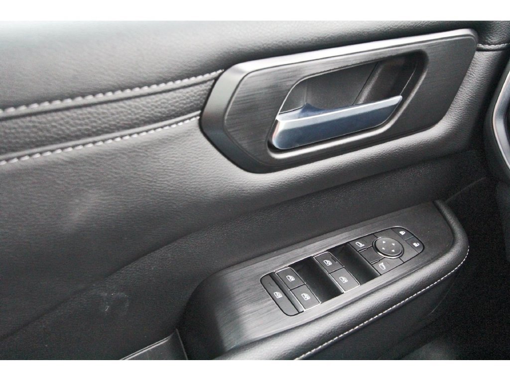 Certified 2026 Nissan Armada SV RWD image 21
