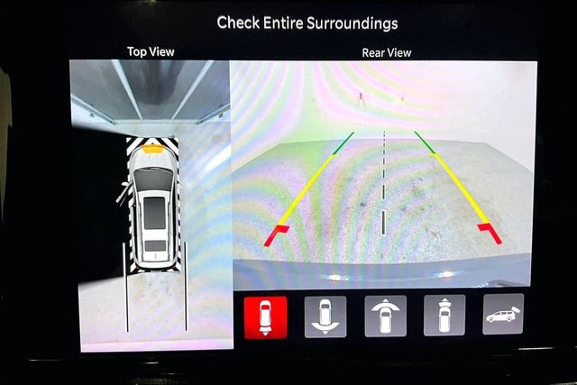 Used 2022 Chrysler Pacifica Pinnacle AWD/4WD image 18
