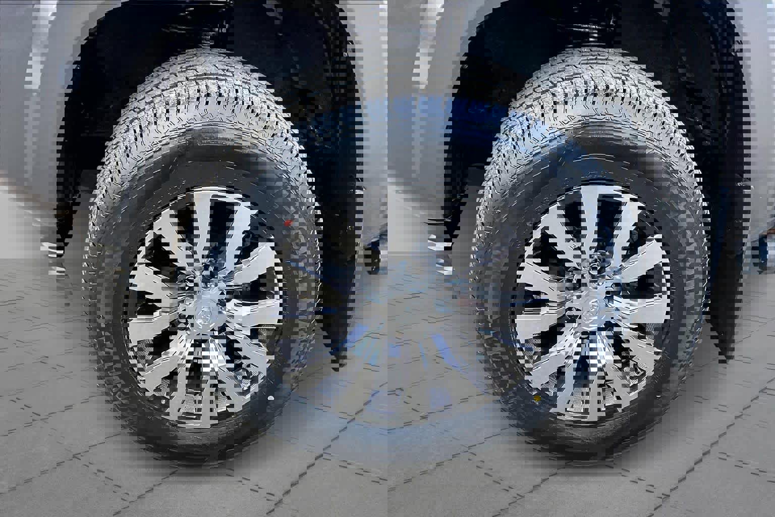 Used 2023 Toyota Tacoma Limited image 11