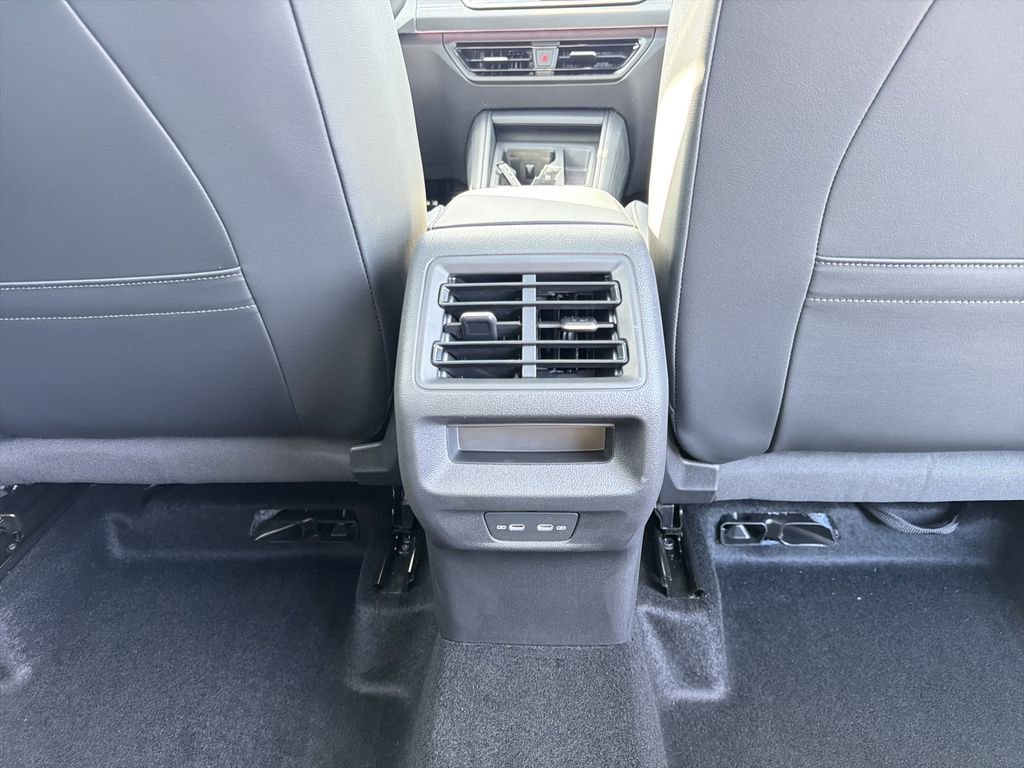 New 2026 Volkswagen Tiguan SE R-Line image 21