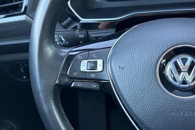 Used 2019 Volkswagen Jetta SEL FWD image 28
