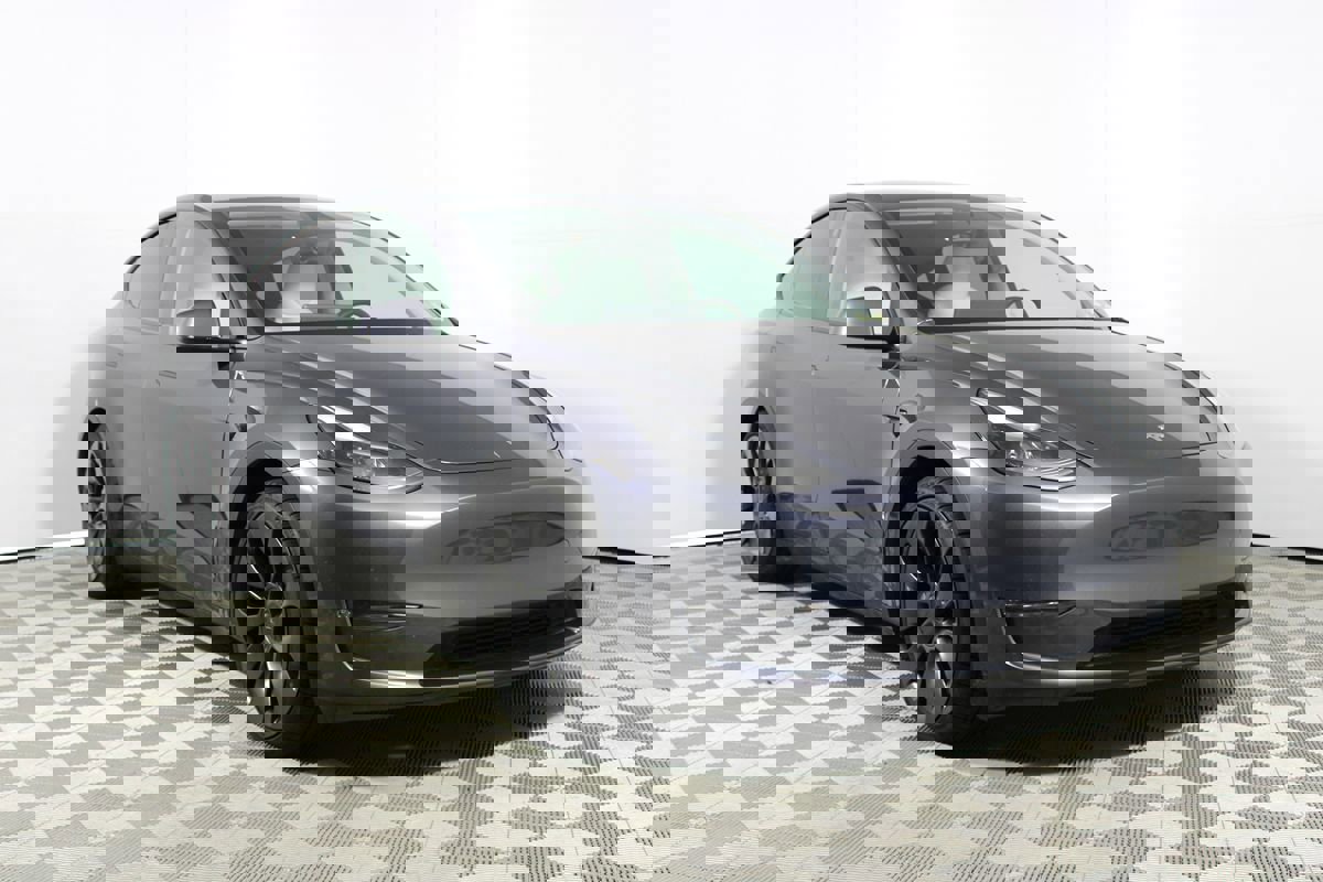 Used 2023 Tesla Model Y Performance image 28
