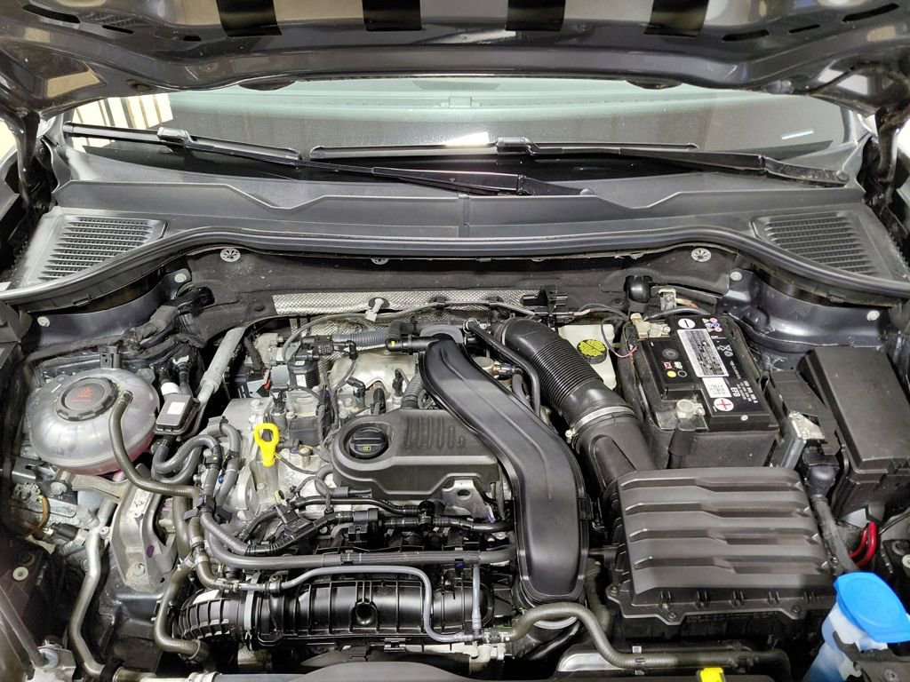 Used 2022 Volkswagen Taos SE image 23