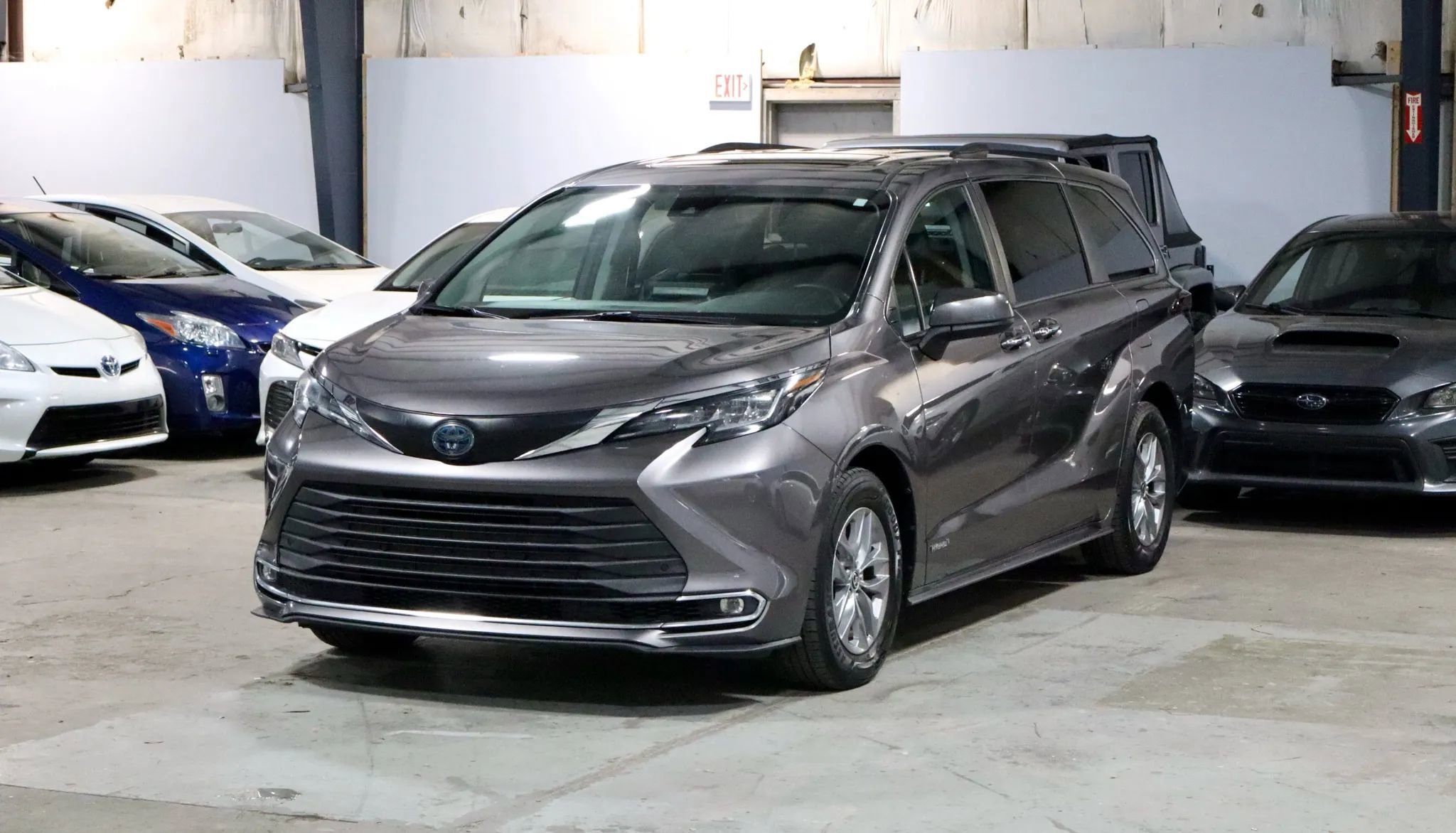 Used 2021 Toyota Sienna XLE