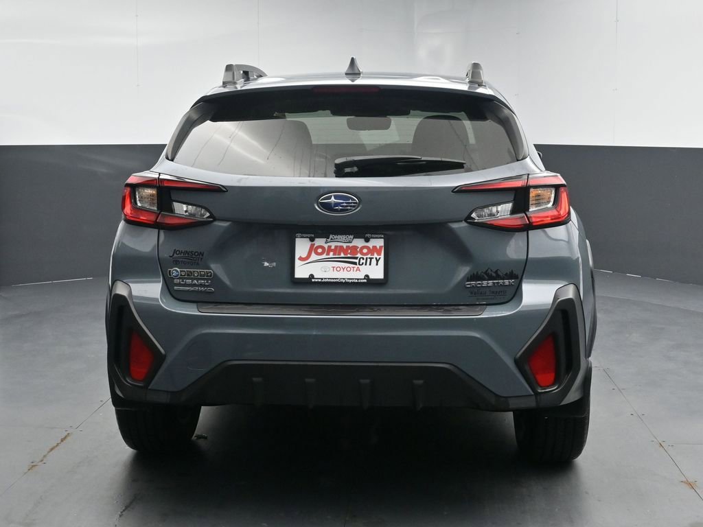 Used 2024 Subaru Crosstrek 2.0i Premium AWD/4WD image 8