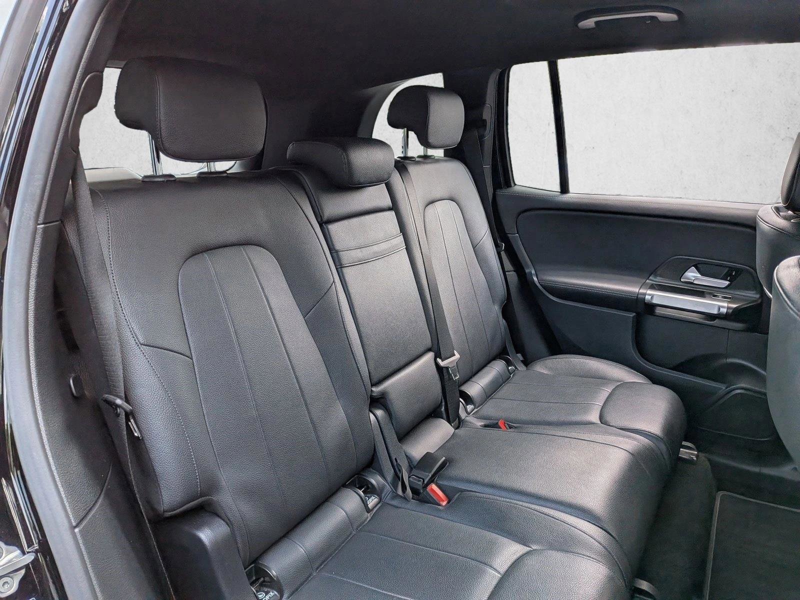 Used 2022 Mercedes-Benz GLB 250 image 17