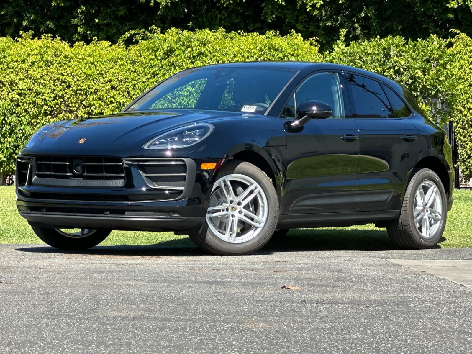 Certified 2025 Porsche Macan
